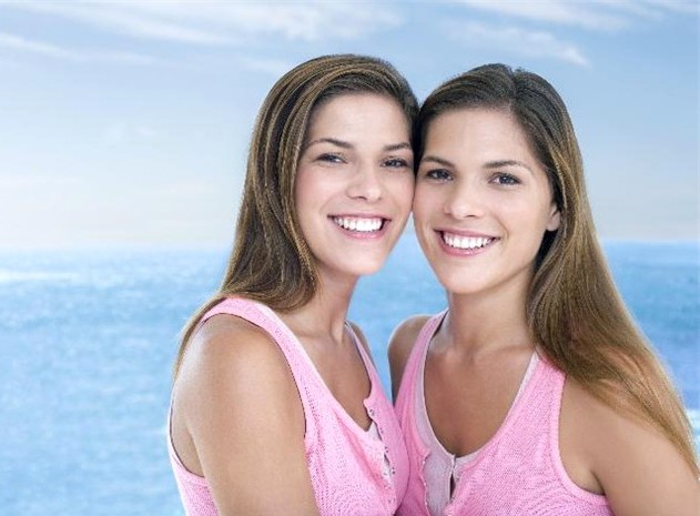 6c teenage twin sisters